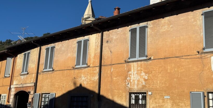 Lesa, tre locali