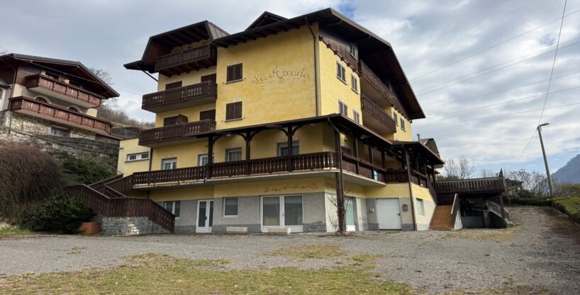 Vezza d’Oglio, palazzina